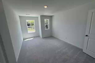 300 Thompson Overlook Wy, Smithfield, NC 27577 - Photo 8