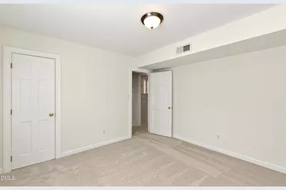 1001 Pebblebrook Drive, Raleigh, NC 27609 - Photo 28
