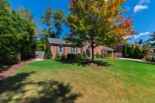 1001 Pebblebrook Dr, Raleigh, NC 27609 - Photo 8