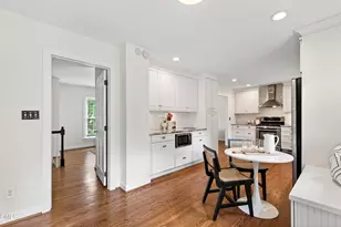 1001 Pebblebrook Dr, Raleigh, NC 27609 - Photo 20