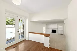 1001 Pebblebrook Dr, Raleigh, NC 27609 - Photo 20