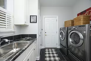 2513 Sharon View Ln, Raleigh, NC 27614 - Photo 24