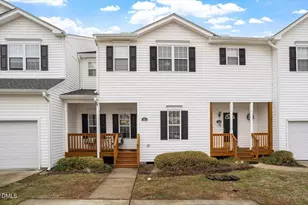 316 Misty Groves Cir, Morrisville, NC 27560 - Photo 2