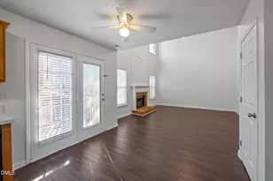 601 Crossing Dr, Durham, NC 27703 - Photo 20