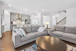 318 Ber Creek Dr, Fuquay Varina, NC 27526 - Photo 10