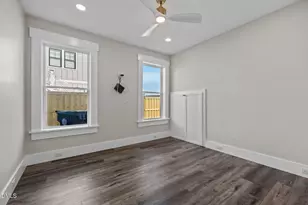 208 Radio Island Rd, Morehead City, NC 28557 - Photo 20