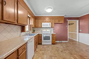 41 Woodcroft Dr, Angier, NC 27501 - Photo 18