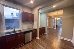 307 E 5th St, Burlington, NC 27215 - Photo 12