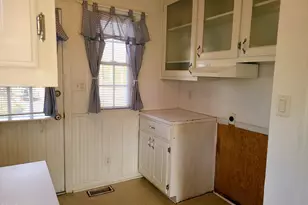 1400 Roslyn Dr, Burlington, NC 27215 - Photo 18