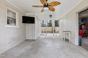 202 E North St, Fremont, NC 27830 - Photo 16