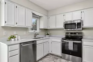 18 Syracuse Pl, Durham, NC 27704 - Photo 12