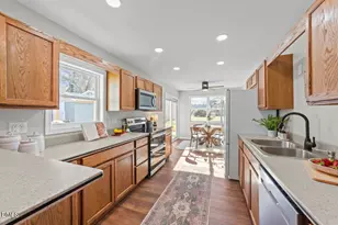 423 S Barbour St, Clayton, NC 27520 - Photo 10