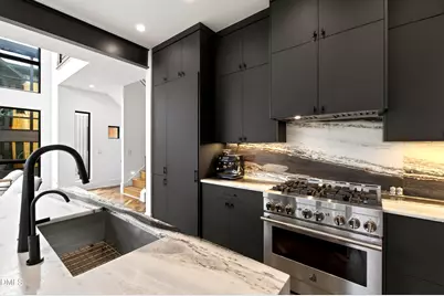 1617 Nottingham, Raleigh, NC 27607 - Photo 18