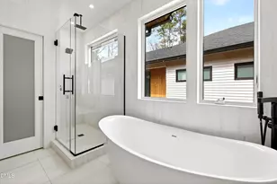 1617 Nottingham, Raleigh, NC 27607 - Photo 38