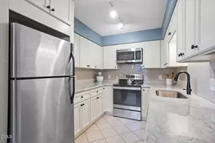 1008 Oak Lake Ct, Raleigh, NC 27606 - Photo 2