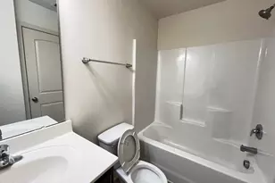 18 Rochambeau Ct, Durham, NC 27704 - Photo 12