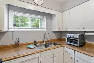 712 Godwin Ct, Raleigh, NC 27606 - Photo 10