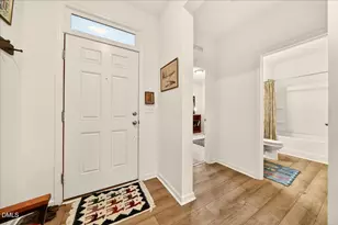 2300 Crestwood Rdg Dr, Durham, NC 27704 - Photo 4