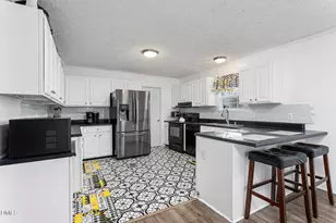 410 W Old Glencoe Rd, Burlington, NC 27217 - Photo 8