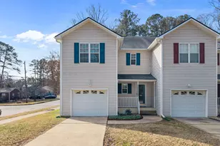 101 Stanopal Dr, Cary, NC 27511 - Photo 2