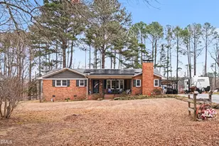 2642 Ardsley Dr, Durham, NC 27704 - Photo 2