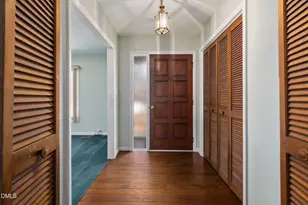 828 Valerie Dr, Raleigh, NC 27606 - Photo 4