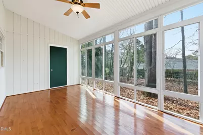 828 Valerie Drive, Raleigh, NC 27606 - Photo 10