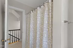 102 Flora Springs Dr, Cary, NC 27519 - Photo 34