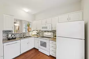 243 Windbyrne Dr, Cary, NC 27513 - Photo 10