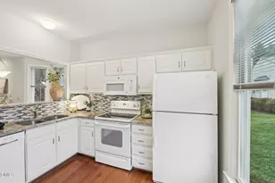 243 Windbyrne Dr, Cary, NC 27513 - Photo 8