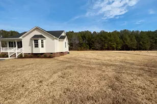 157 Sommerset Dr, Clayton, NC 27520 - Photo 2