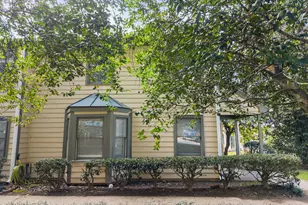 404 Broad Leaf Cir, Raleigh, NC 27613 - Photo 2