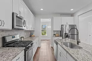 313 Sailor Wy, Fuquay Varina, NC 27526 - Photo 4