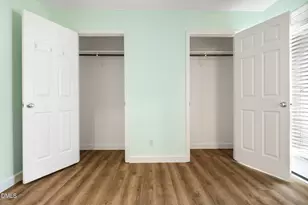 121 Westview Dr, Carrboro, NC 27510 - Photo 10