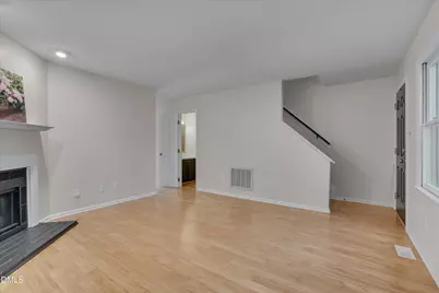 6528 Hearthstone Drive E, Raleigh, NC 27615 - Photo 8