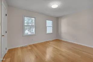 6528 Hearthstone Dr E, Raleigh, NC 27615 - Photo 16