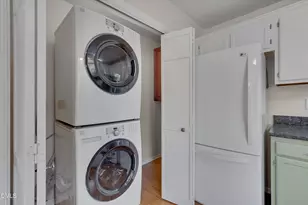 6528 Hearthstone Dr E, Raleigh, NC 27615 - Photo 14