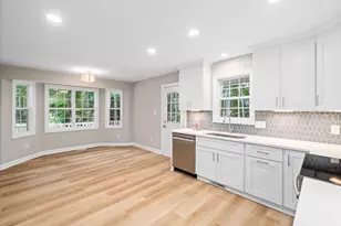 4700 Carolton Dr, Raleigh, NC 27606 - Photo 10