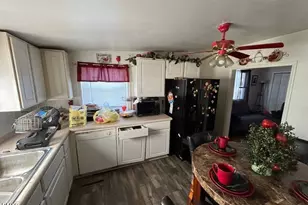 419 Oak St, Henderson, NC 27536 - Photo 16