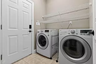 102 Travilah Oaks Ln, Cary, NC 27518 - Photo 28