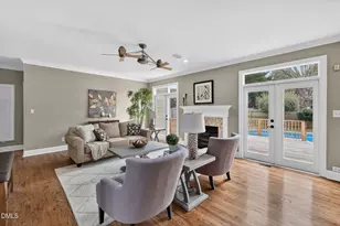 102 Travilah Oaks Ln, Cary, NC 27518 - Photo 10