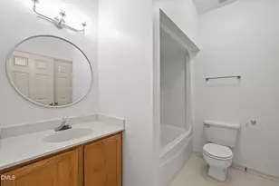 10 Forest Oaks Dr, Durham, NC 27705 - Photo 20