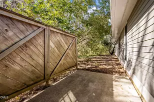 10 Forest Oaks Dr, Durham, NC 27705 - Photo 36