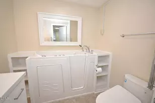 306 Plainview Ave, Raleigh, NC 27604 - Photo 20