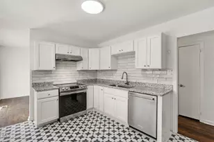 407 Hickory Dr, Chapel Hill, NC 27517 - Photo 10