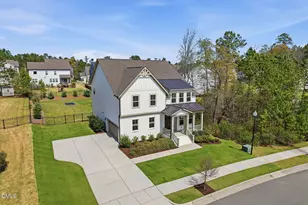 104 River Ledge Dr, Holly Springs, NC 27540 - Photo 4