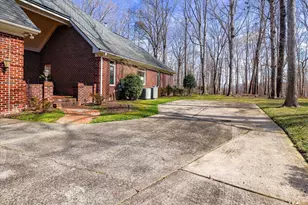 305 Sutherland Ct, Durham, NC 27712 - Photo 56