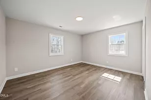 728 S Wakefield St, Zebulon, NC 27597 - Photo 10