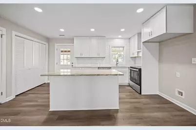 728 S Wakefield Street, Zebulon, NC 27597 - Photo 6