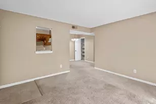 5669 Hornaday Rd, Greensboro, NC 27409 - Photo 6